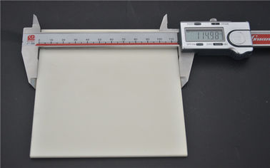 Hochfester Aluminiumoxyd-keramischer Platten-Leichtgewichtler kundengebundene Größe
