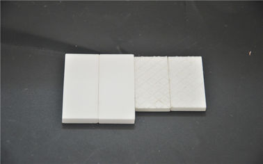 Aluminiumoxid-Platten-industrieller Gebrauch der hohen Temperatur mit komplexen Formen