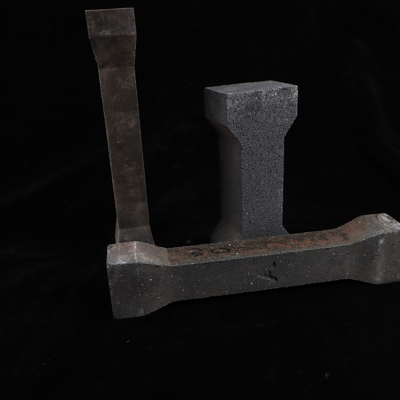 Hochtemperaturbeständige Siliziumkarbidkolonne in Ziegelform bis 1450 °C für Industriezwecke