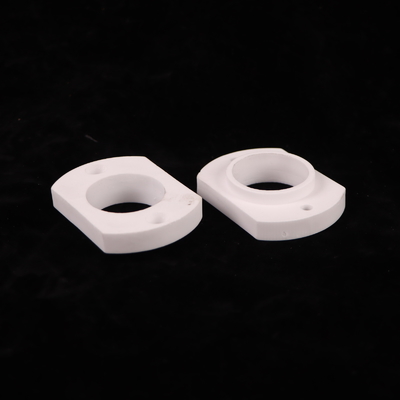 0.25 Poisson's Ratio Alumina Keramik mit ausgezeichneter Isolationsbeständigkeit