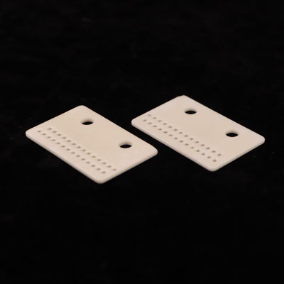 8.9 x 10-6/K Wärmeausdehnung Aluminiumoxid-Keramik für langlebige und robuste Anwendungen
