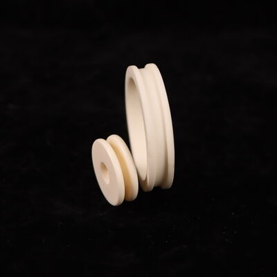 Thermische Ausdehnung 8,9 X 10-6 K Aluminium-Oxid-Keramik Dichte 3,75-3,9 g cm3 und dielektrische Konstante 9,6 Ideal für mechanische Komponenten