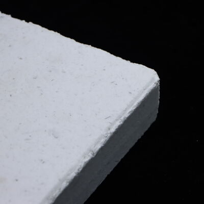 Gute Wärmeschlagfestigkeit Korund-Ofenregale mit Temperaturbeständigkeit bis 1700°C und individueller Dicke für Ofenmöbel