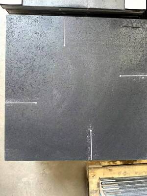 Dicke 10-30mm Siliziumkarbid-Öfenregale Industrieklasse Öfenbrennregale mit hervorragender thermischer Stabilität