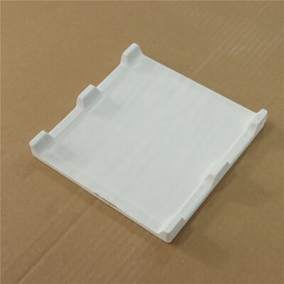 Density 2.8 to 3.0 grams per cubic centimeter white square refractory saggar designed to enhance kiln efficiency and product