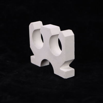 Zugfestigkeit 200 bis 400 MPa Aluminiumkeramische Produkte mit Wärmeleitfähigkeit 25 bis 35 W pro Meter Kelvin